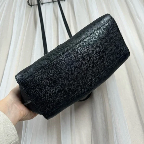 Coach black leather hand & crossbody bag - Picture 3 of 8